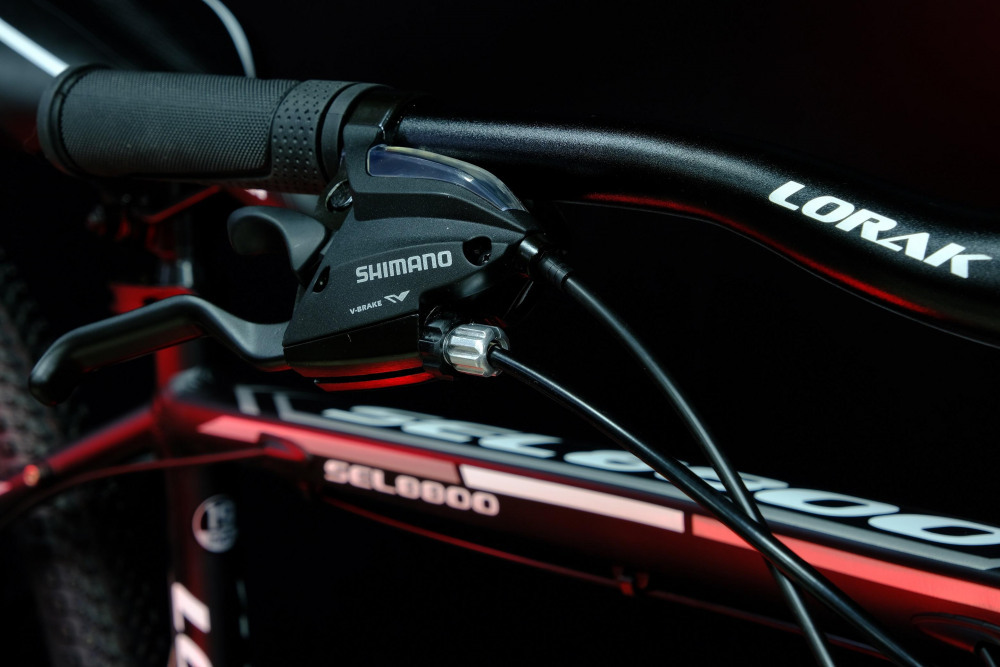 Lorak Sel 8800 Матовый Чёрный/Белый 19р (на рост 171-182)